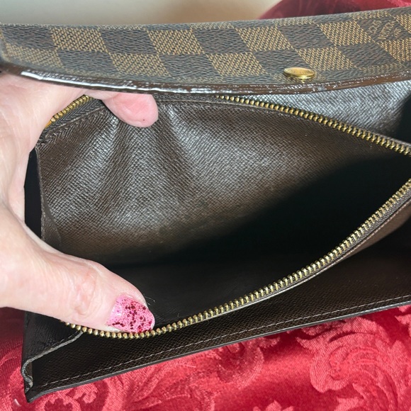 EUC Louis Vuitton Ebene Daimier Wallet - Picture 8 of 12